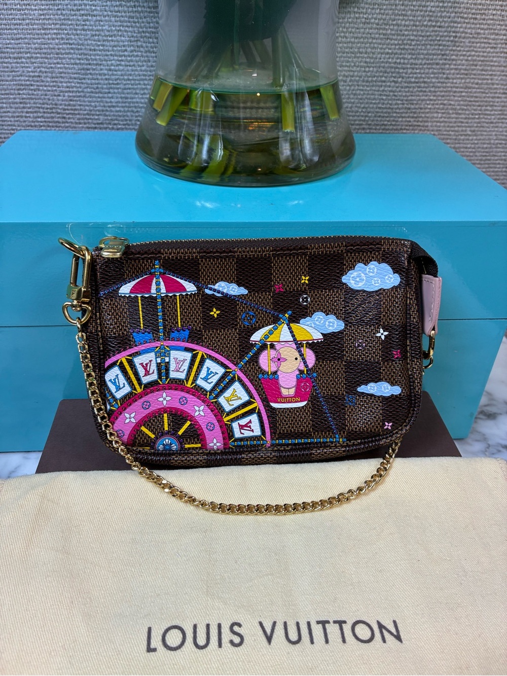 Louis Vuitton LV Damier Ebene 2020 Christmas Animation Mini Pochette Accessories